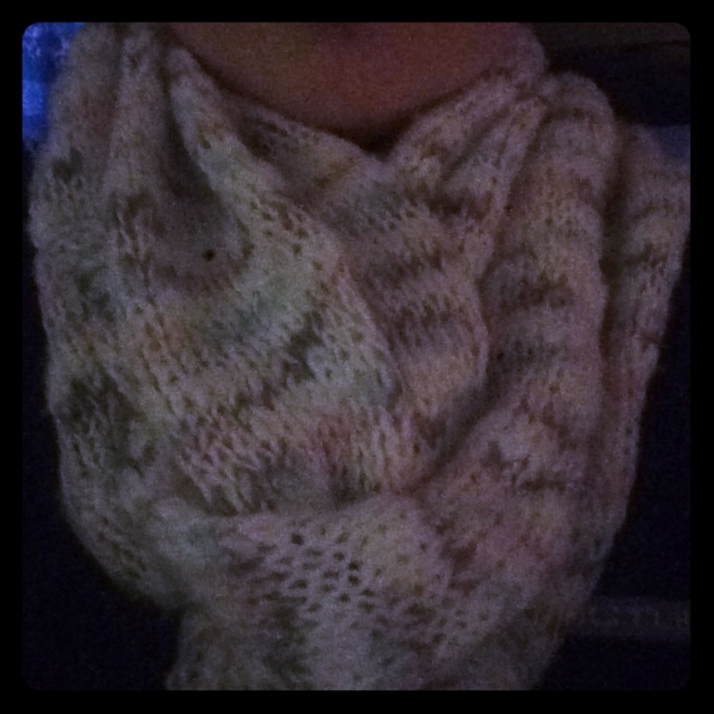 multicolored infinity scarf